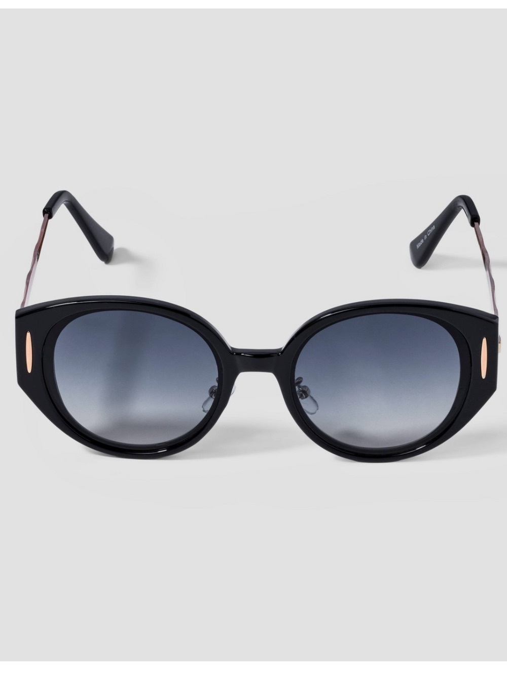 A New Day Black Angular Round Sunglasses Gold Accent Gradient Lenses NWT